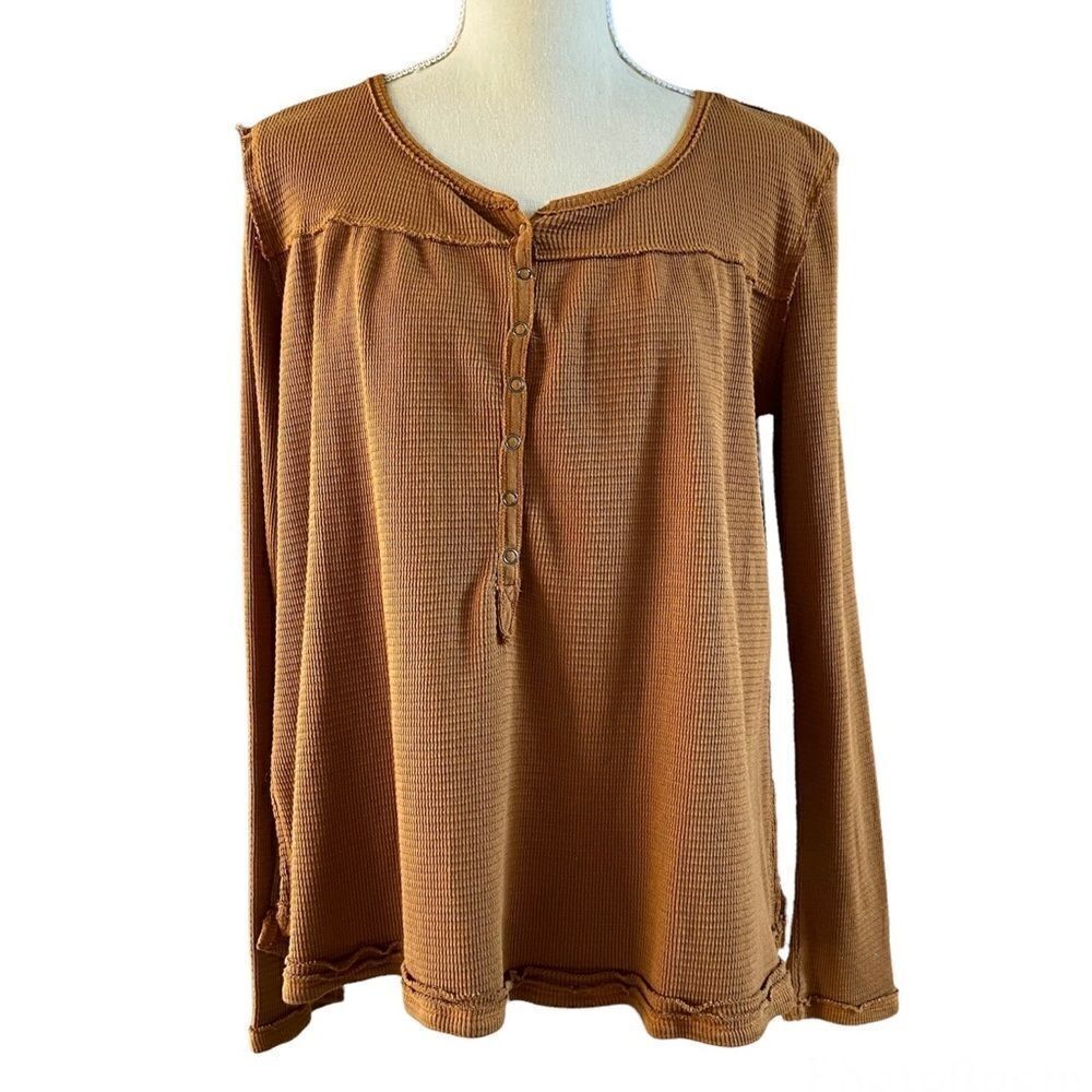 White Crow Oversized Snap Button Waffle Thermalto… - image 2